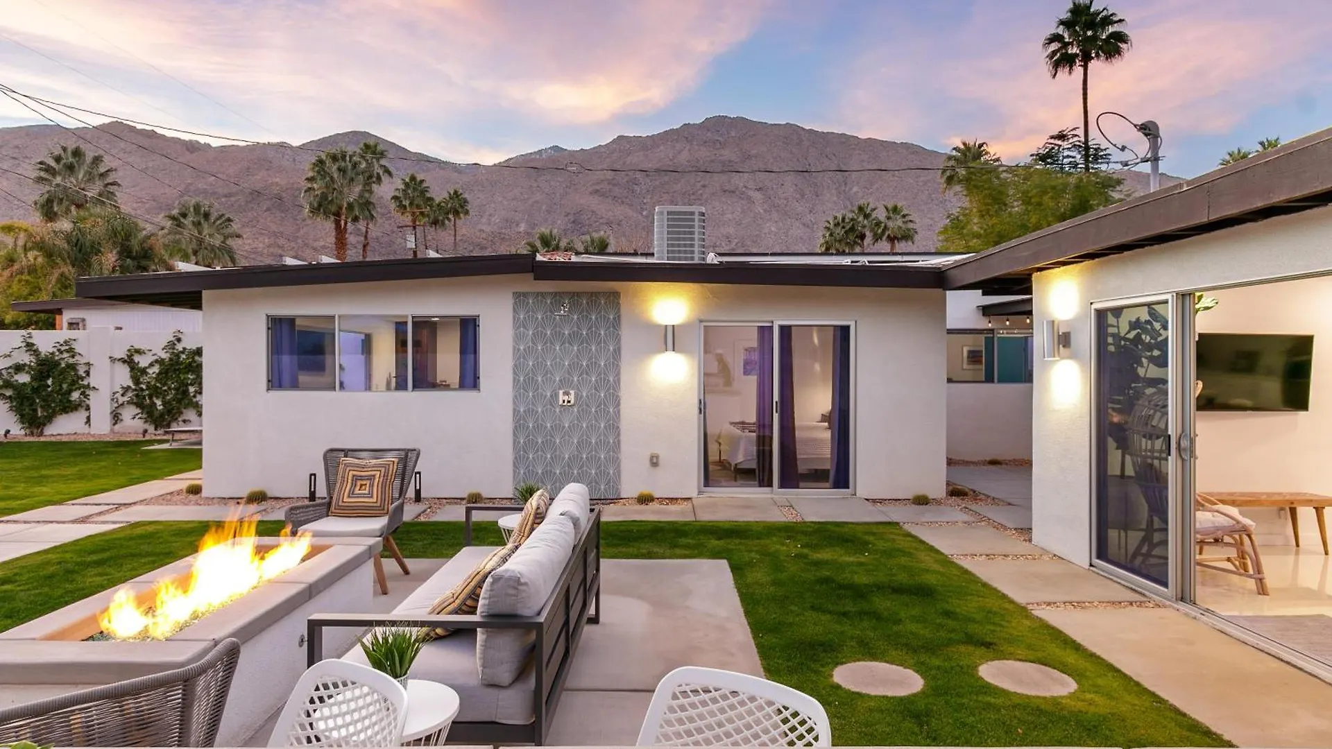 Holiday home The Retreat On Mesquite - 5Br Perfect Group Getaway Villa Palm Springs United States
